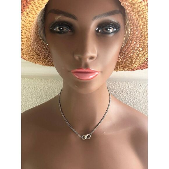 T&Co 925 Infinity Necklace - Picture 7 of 7